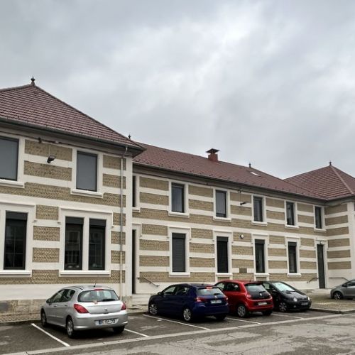 Rénovation énergétique et réhabilitation d'une école à Izeaux (38)